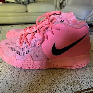 Pink Kyrie 4 size 6.5